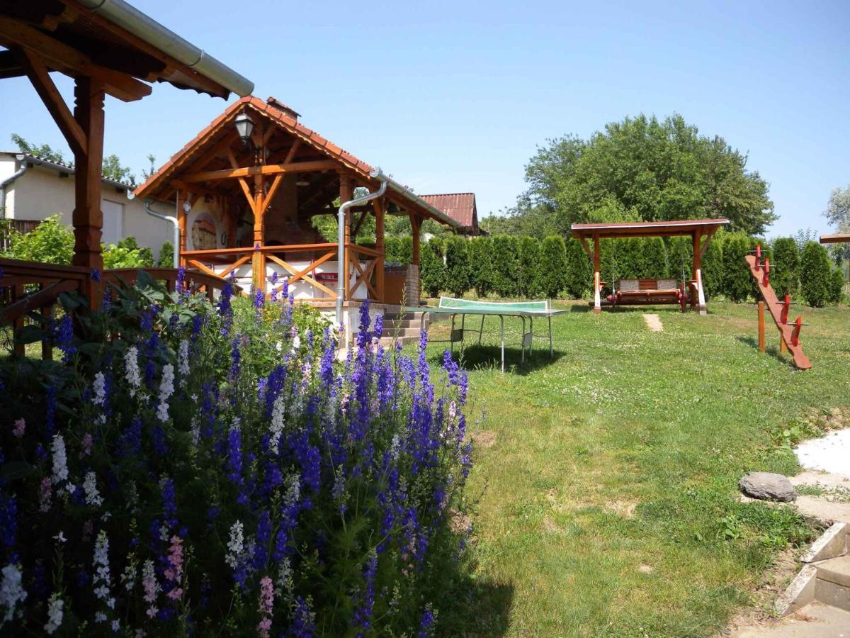 Apartment In Fonyod/Balaton 18583 Екстериор снимка